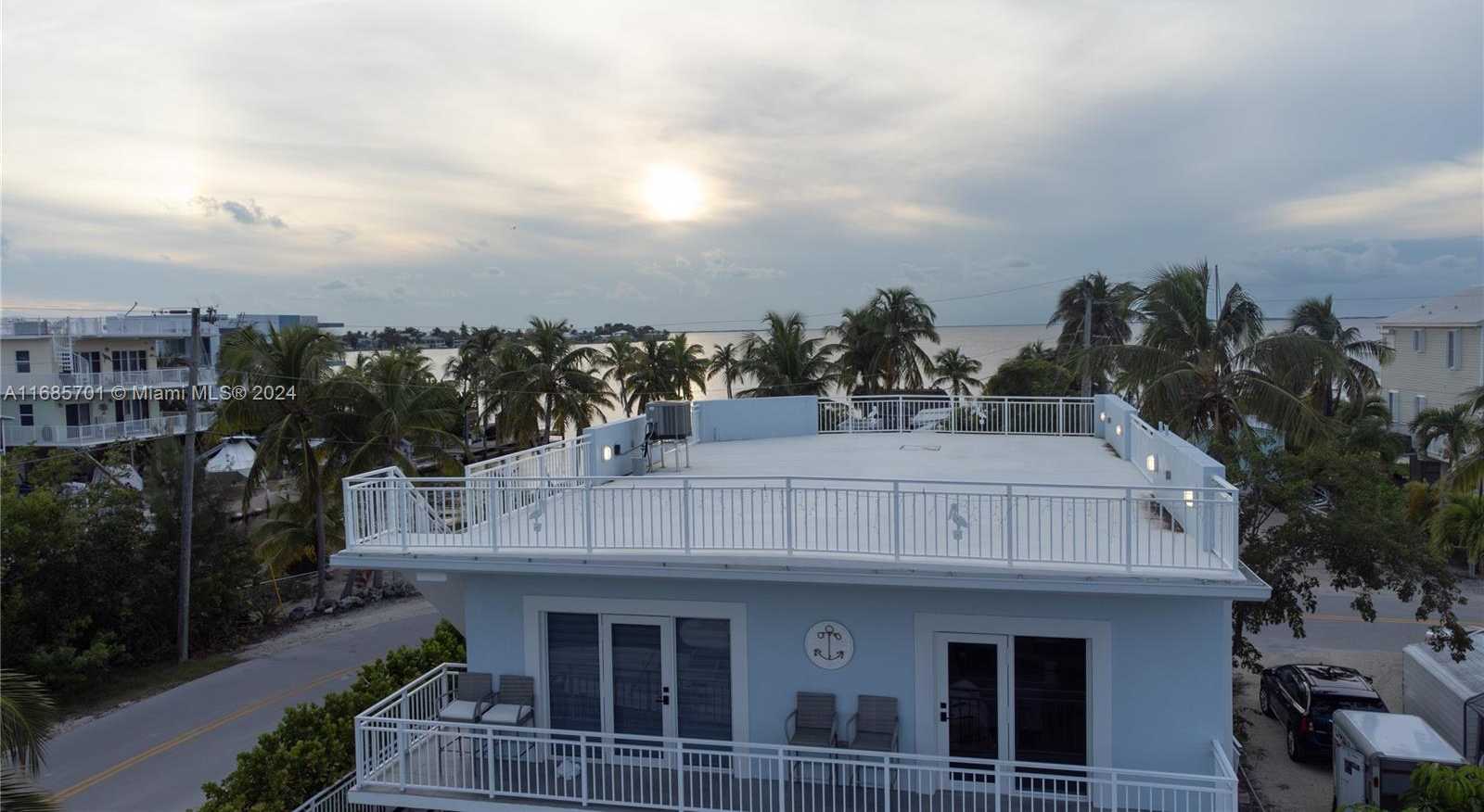 Small Image of Key Largo Number 56