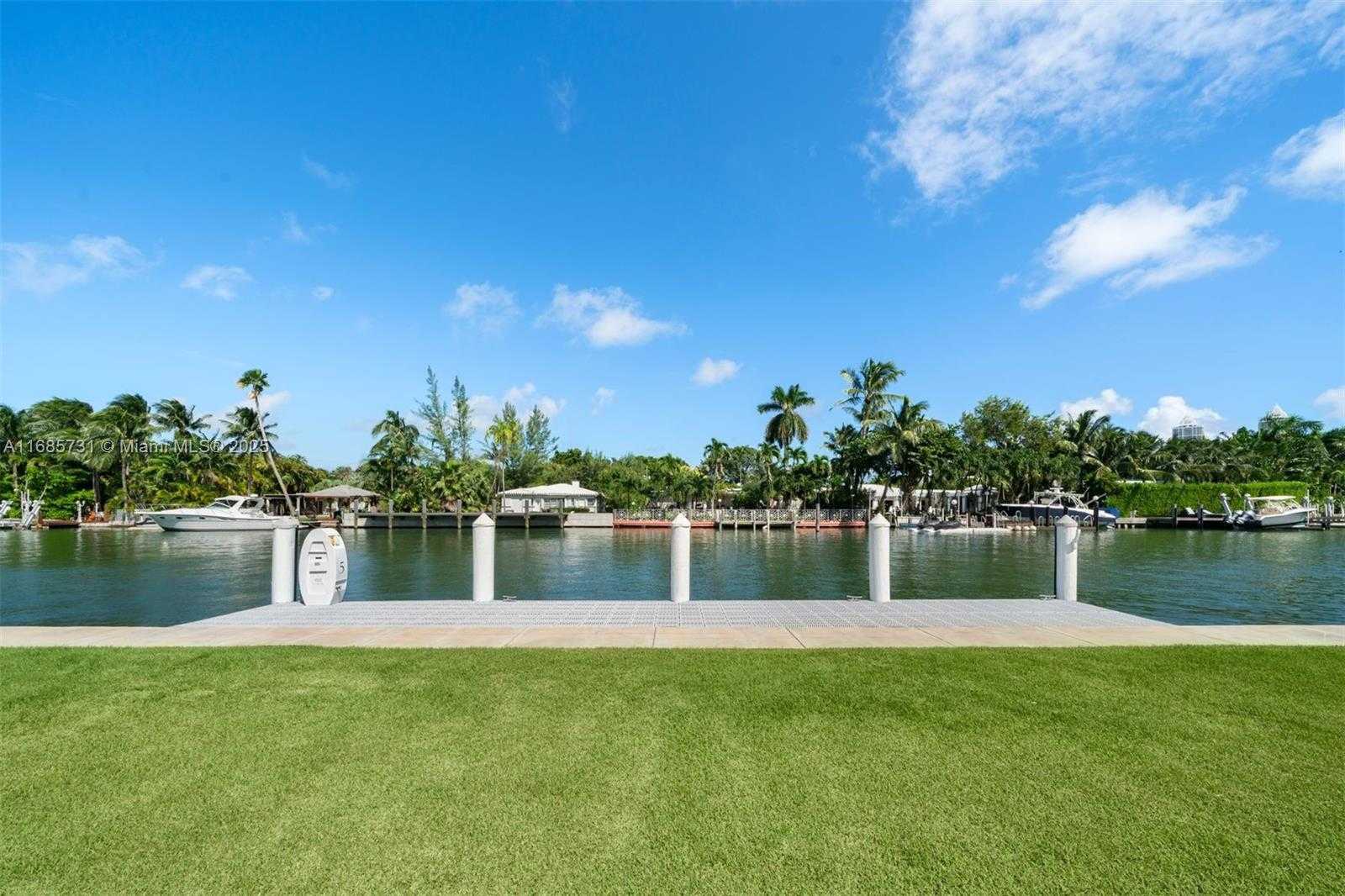 Small Image of 1041 WEST 48TH ST, Miami Beach Number 12