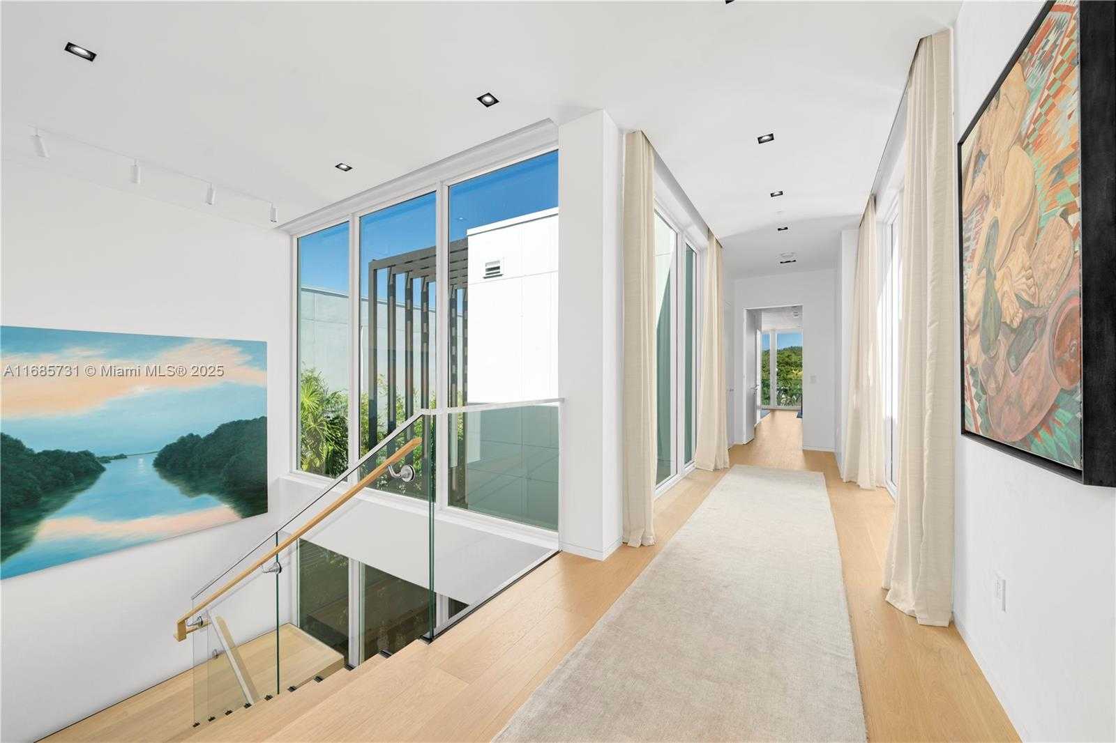 Small Image of 1041 WEST 48TH ST, Miami Beach Number 21