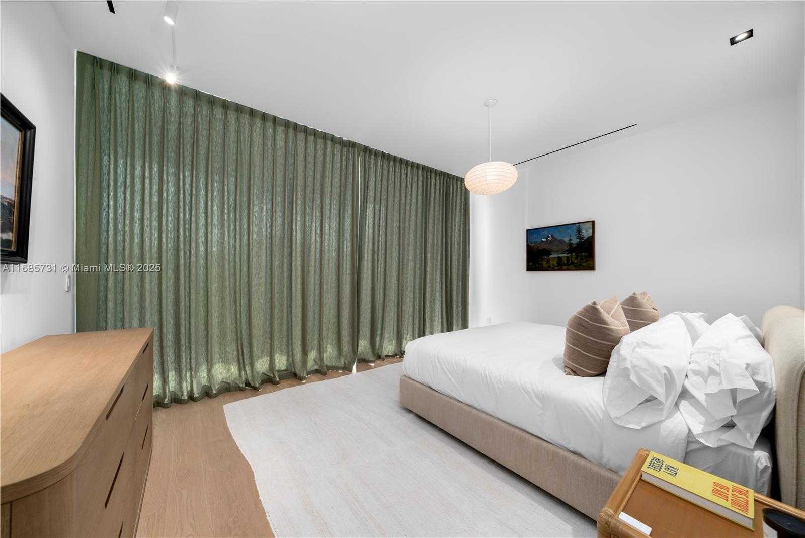 Small Image of 1041 WEST 48TH ST, Miami Beach Number 27