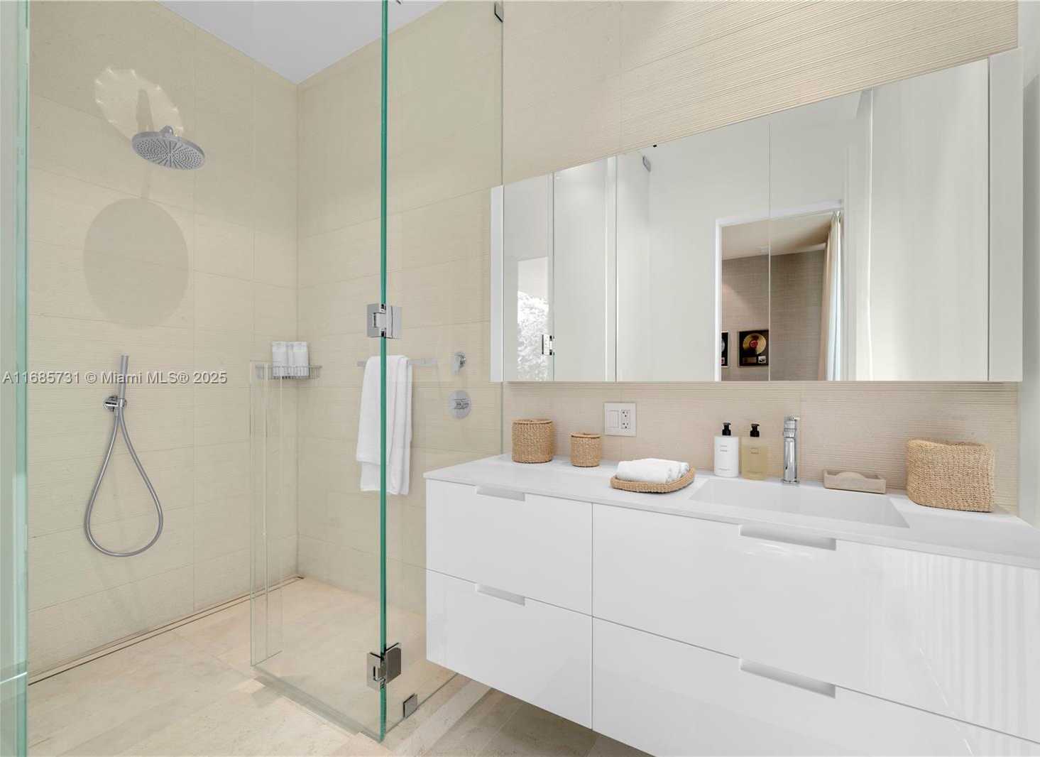 Small Image of 1041 WEST 48TH ST, Miami Beach Number 28