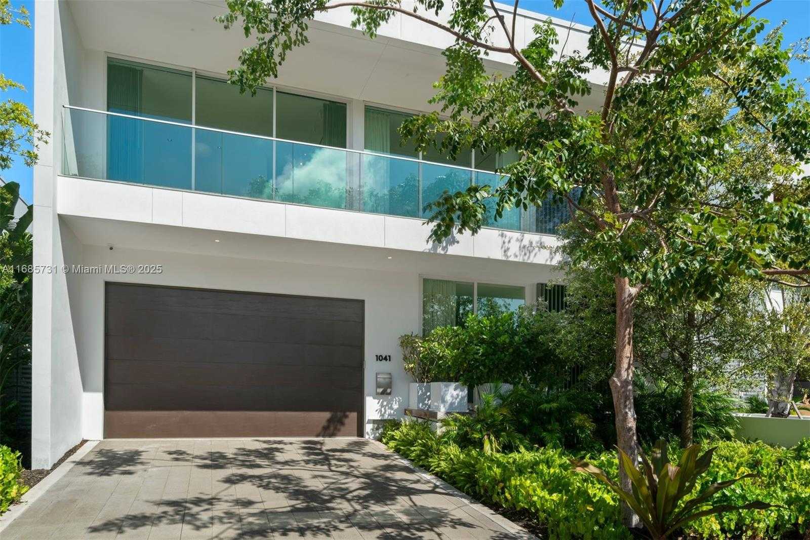 Small Image of 1041 WEST 48TH ST, Miami Beach Number 34