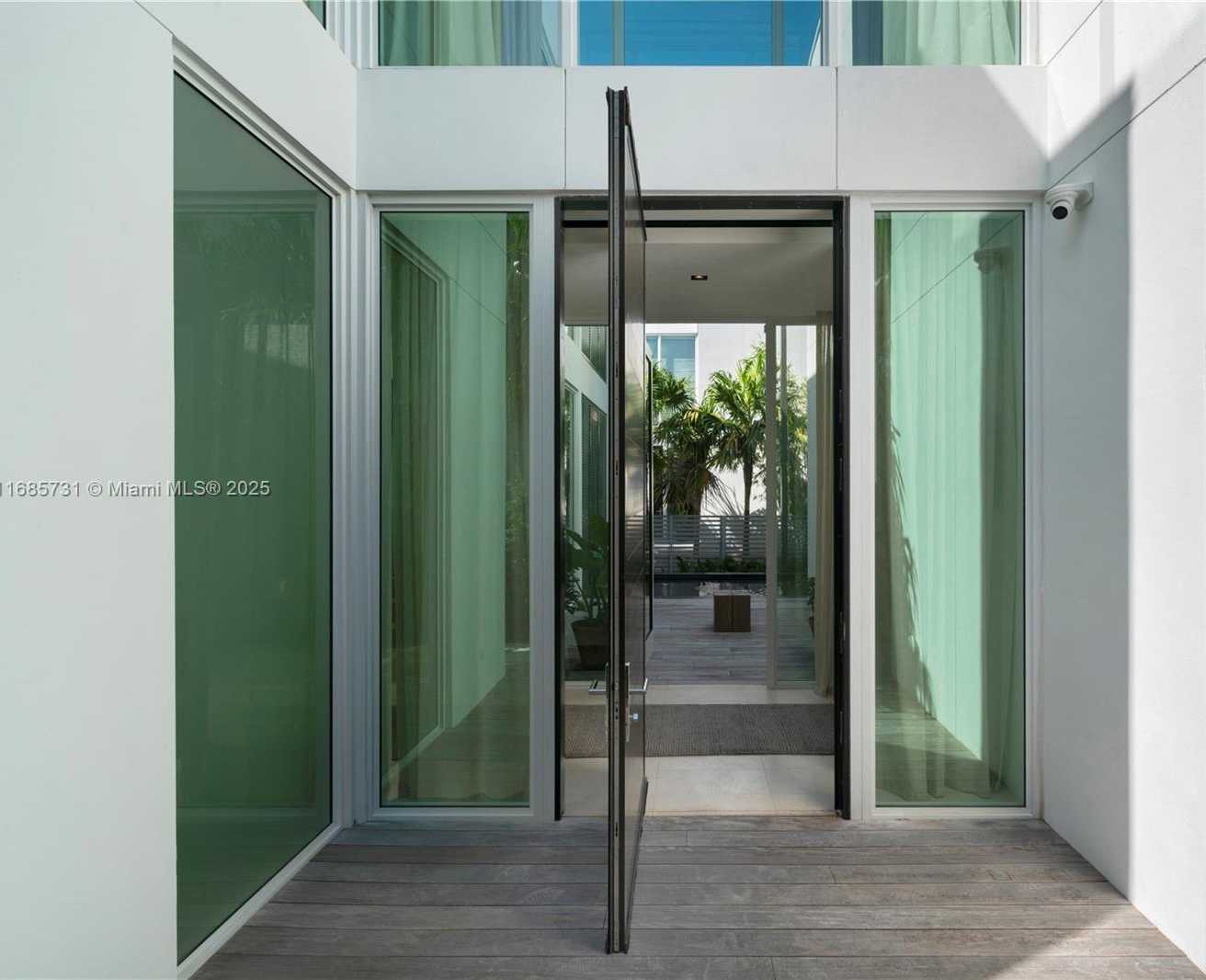 Small Image of 1041 WEST 48TH ST, Miami Beach Number 35