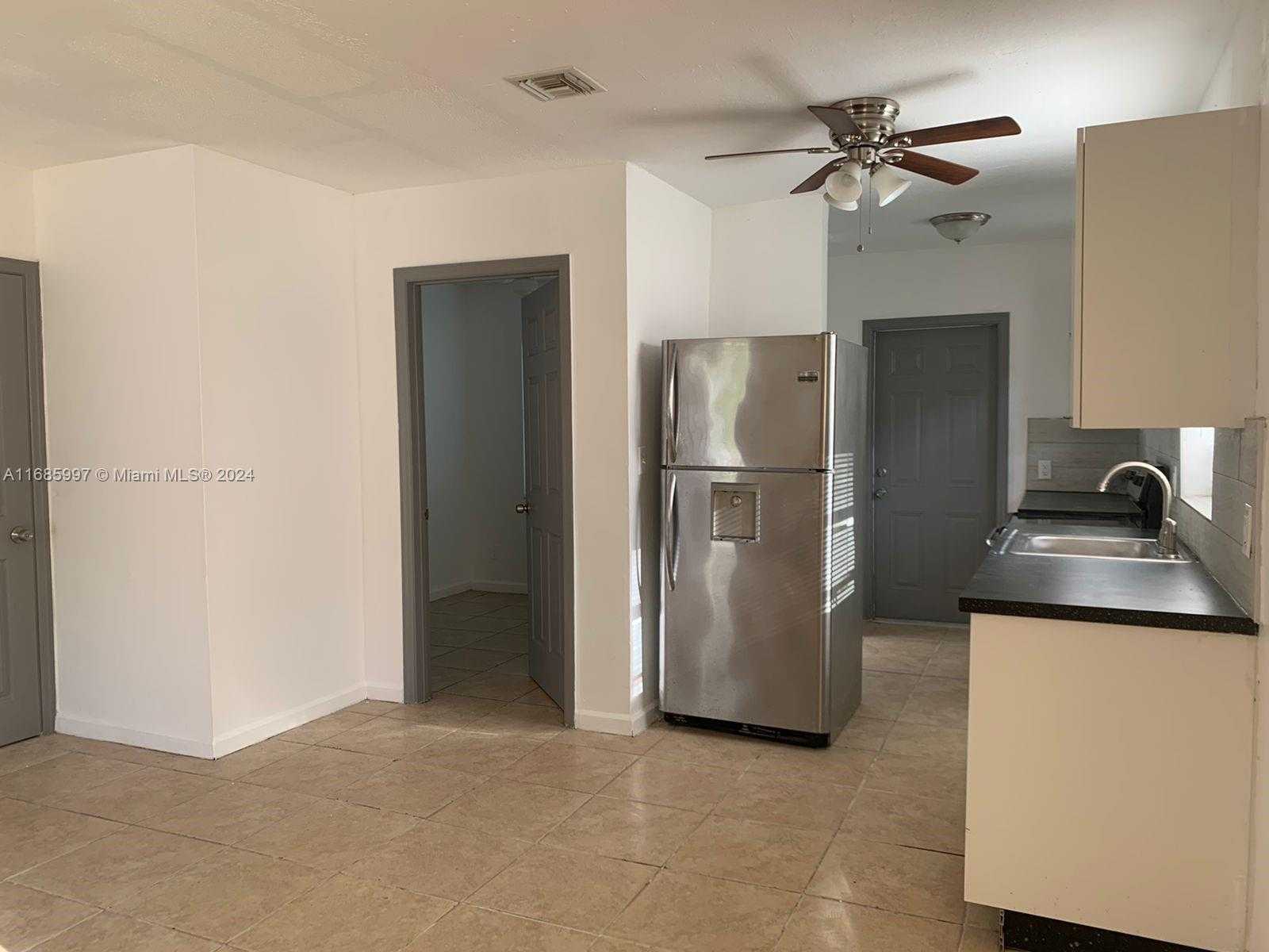 Small Image of 709 NORTH WEST 6TH ST, Hallandale Beach Number 10