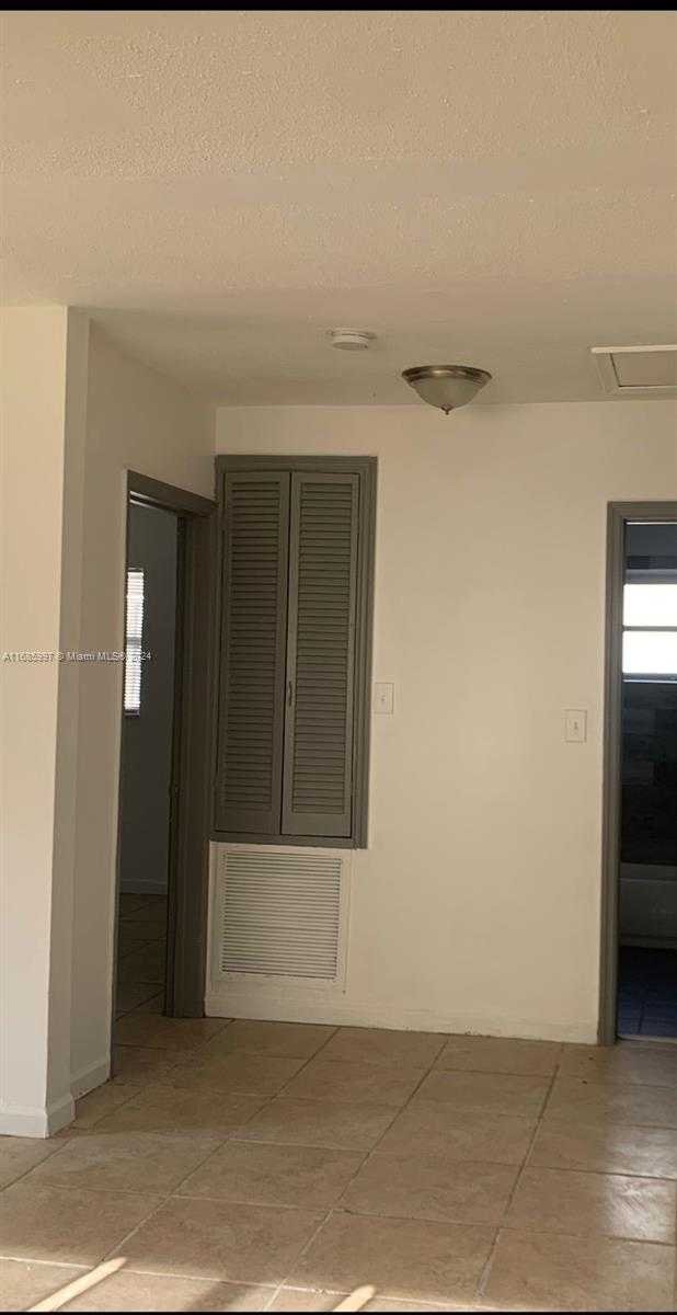 Small Image of 709 NORTH WEST 6TH ST, Hallandale Beach Number 4