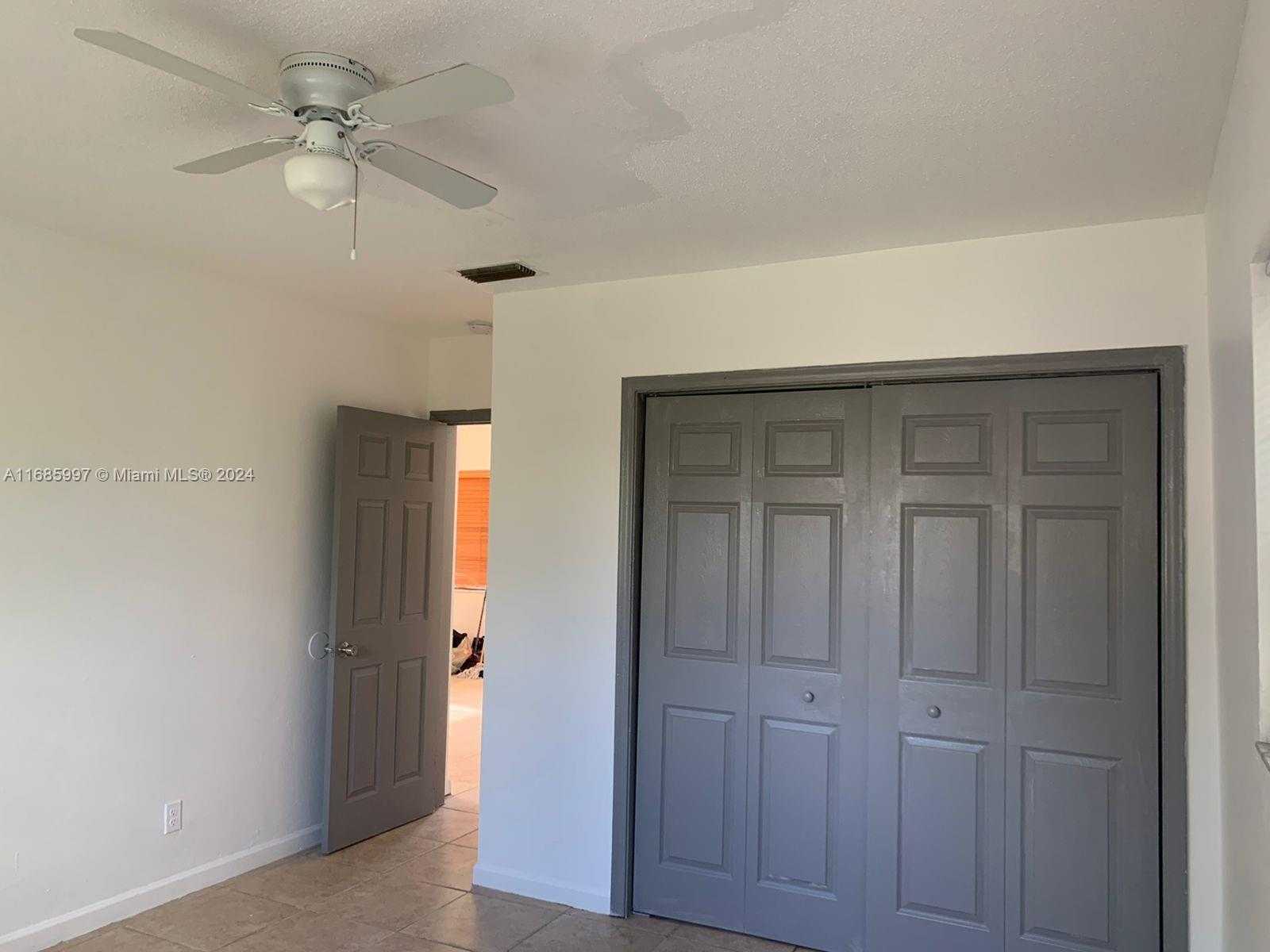 Small Image of 709 NORTH WEST 6TH ST, Hallandale Beach Number 7