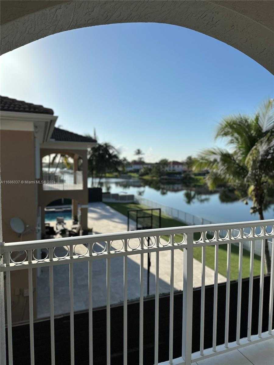 Small Image of 11388 NORTH WEST 68TH ST, Doral Number 12