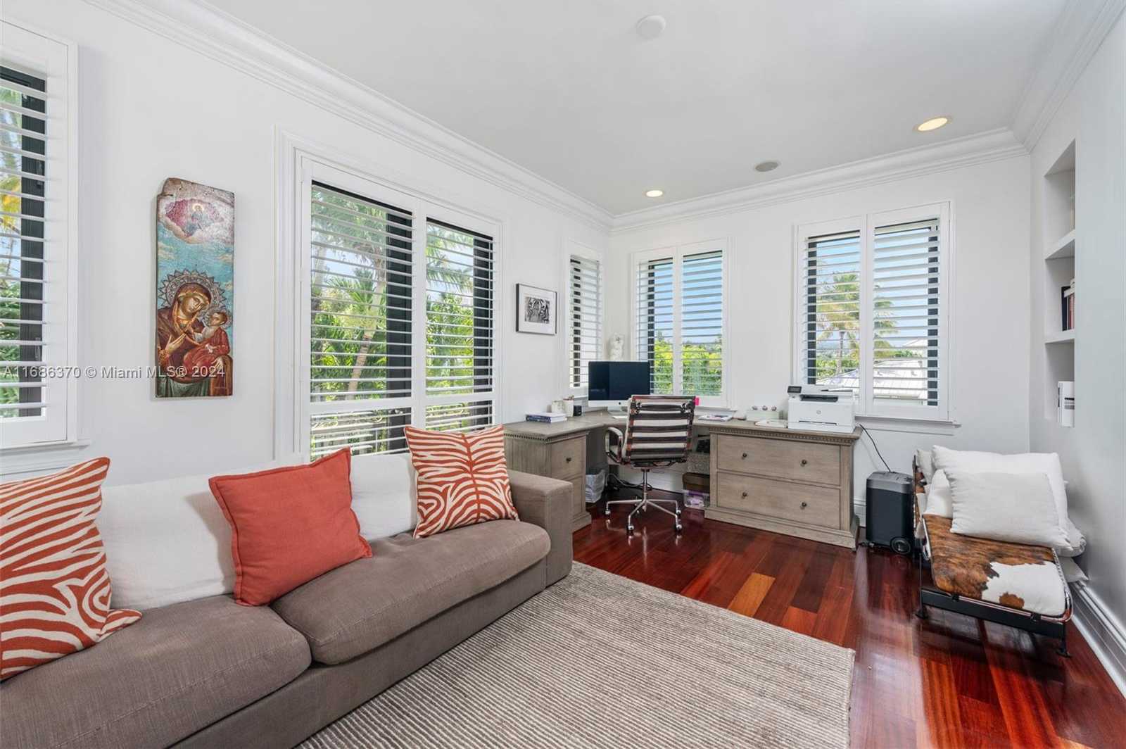 Small Image of 250 BUTTONWOOD DRIVE, Key Biscayne Number 19