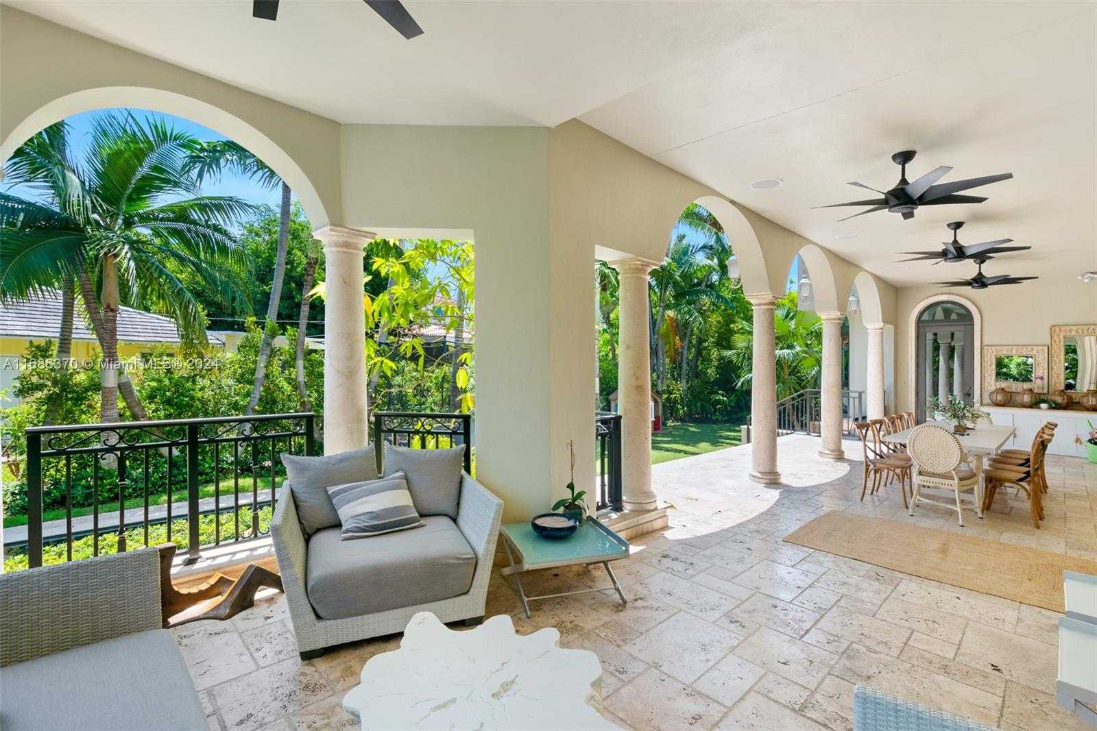 Small Image of 250 BUTTONWOOD DRIVE, Key Biscayne Number 31