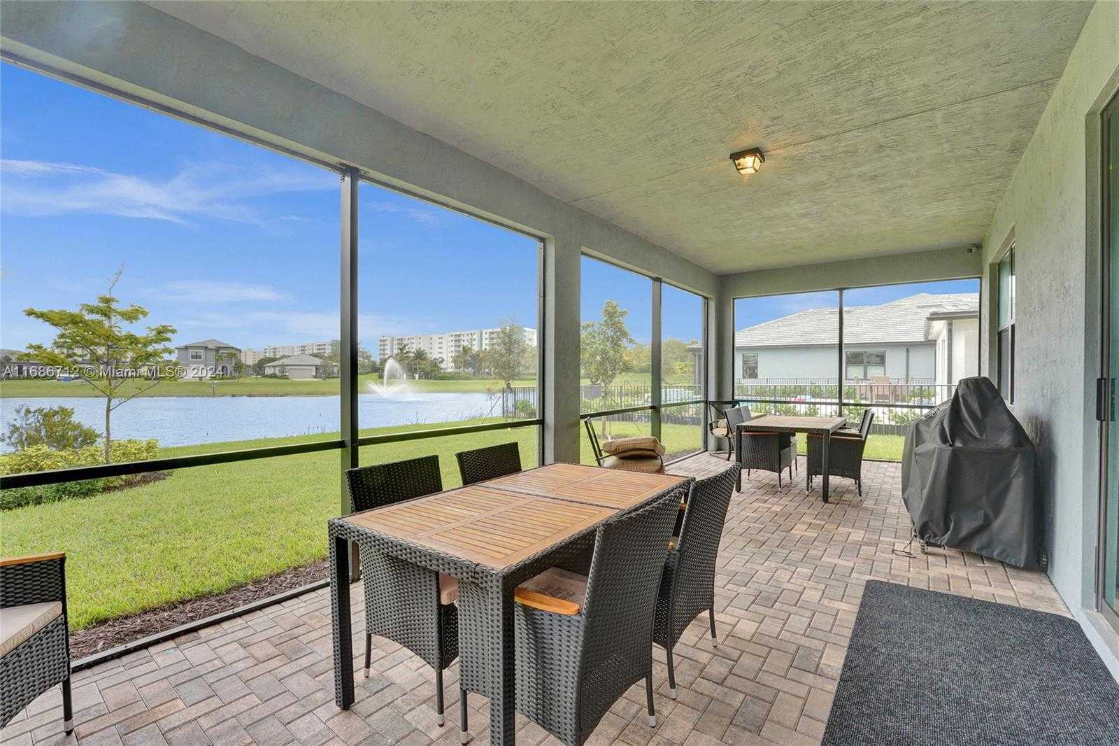 Small Image of 4468 SPRUCE LN, Oakland Park Number 28