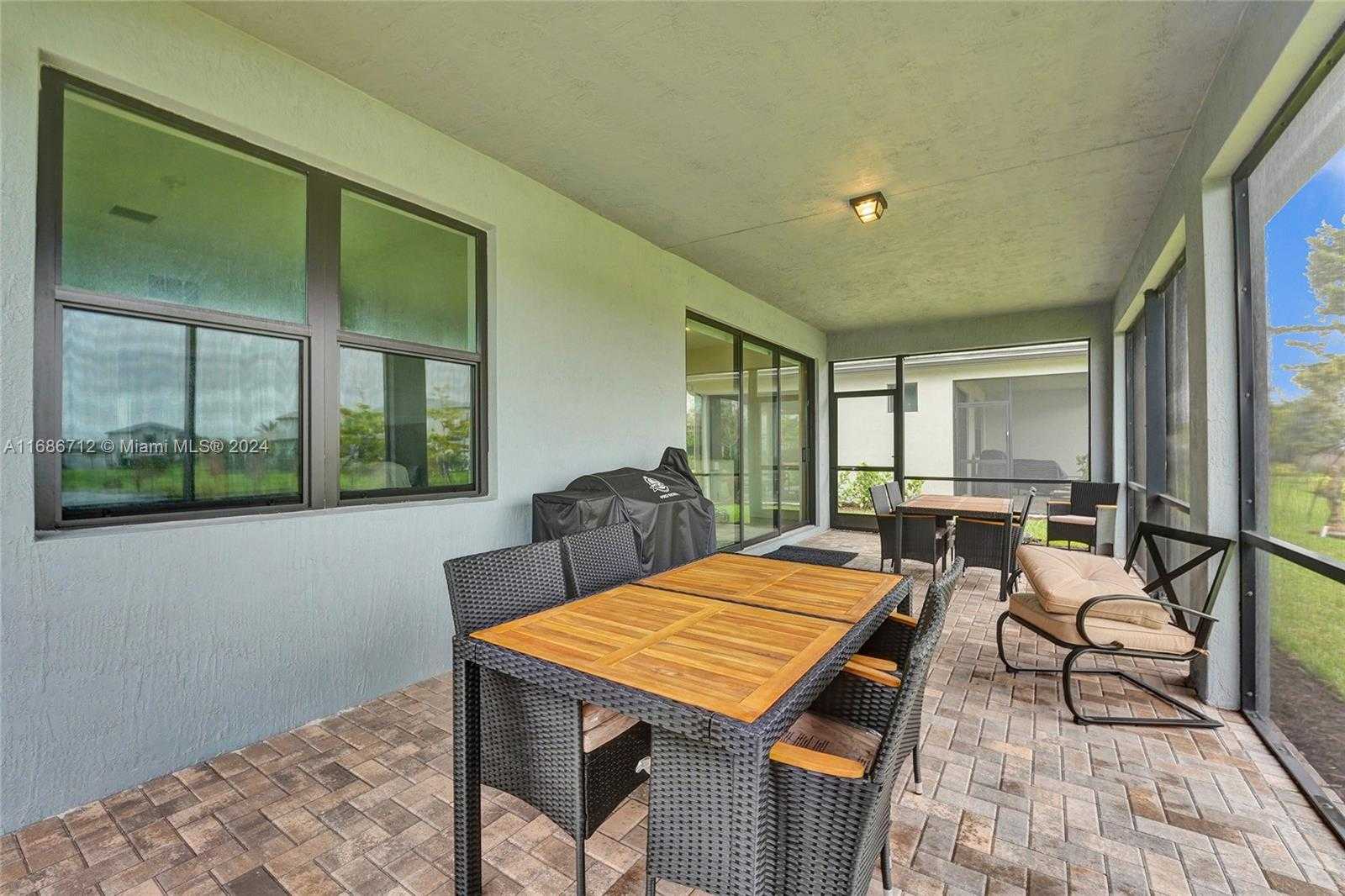 Small Image of 4468 SPRUCE LN, Oakland Park Number 30