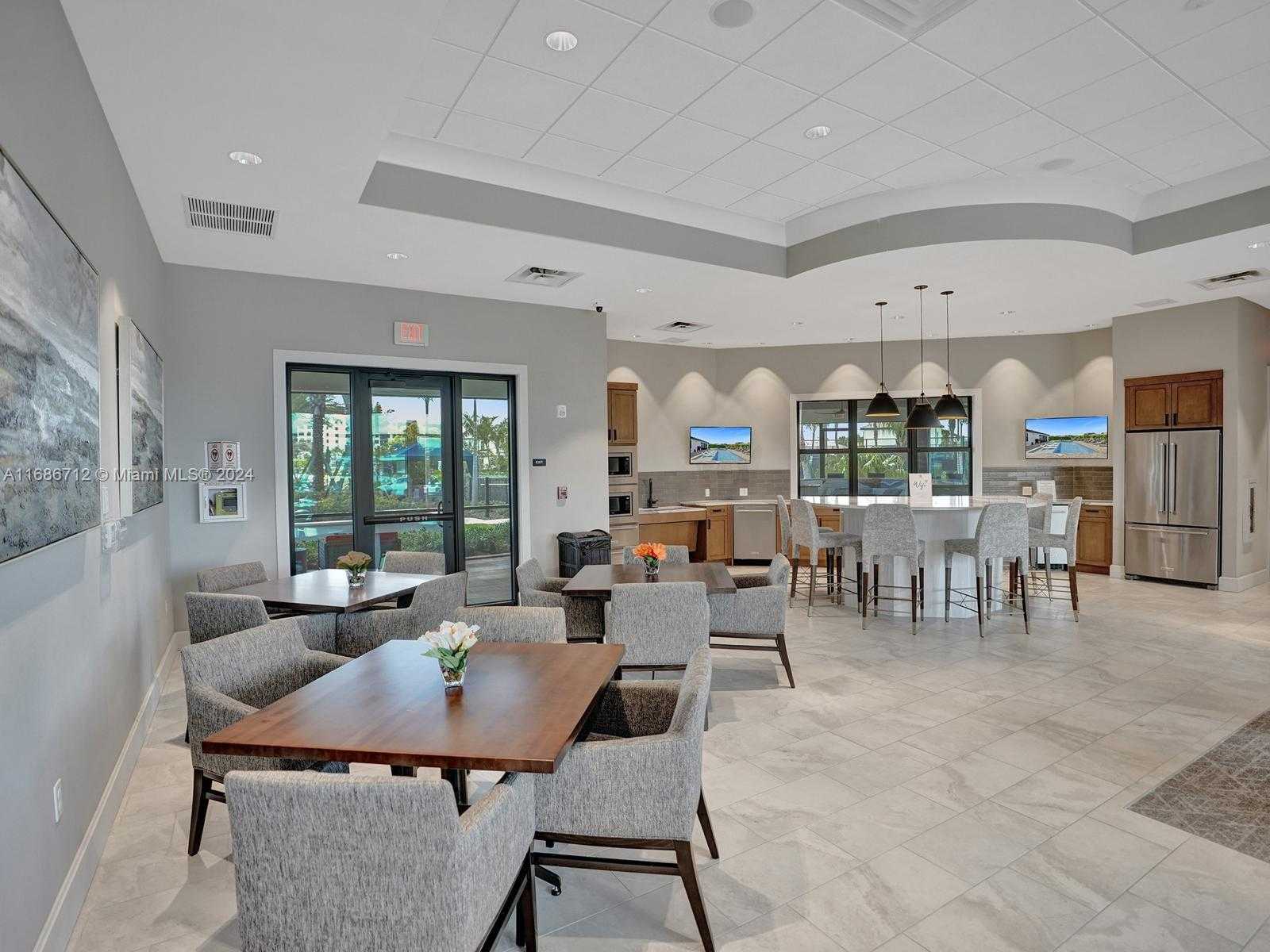 Small Image of 4468 SPRUCE LN, Oakland Park Number 62