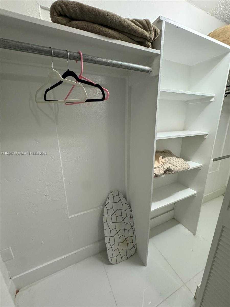 Imagen de Pequeño Objeto