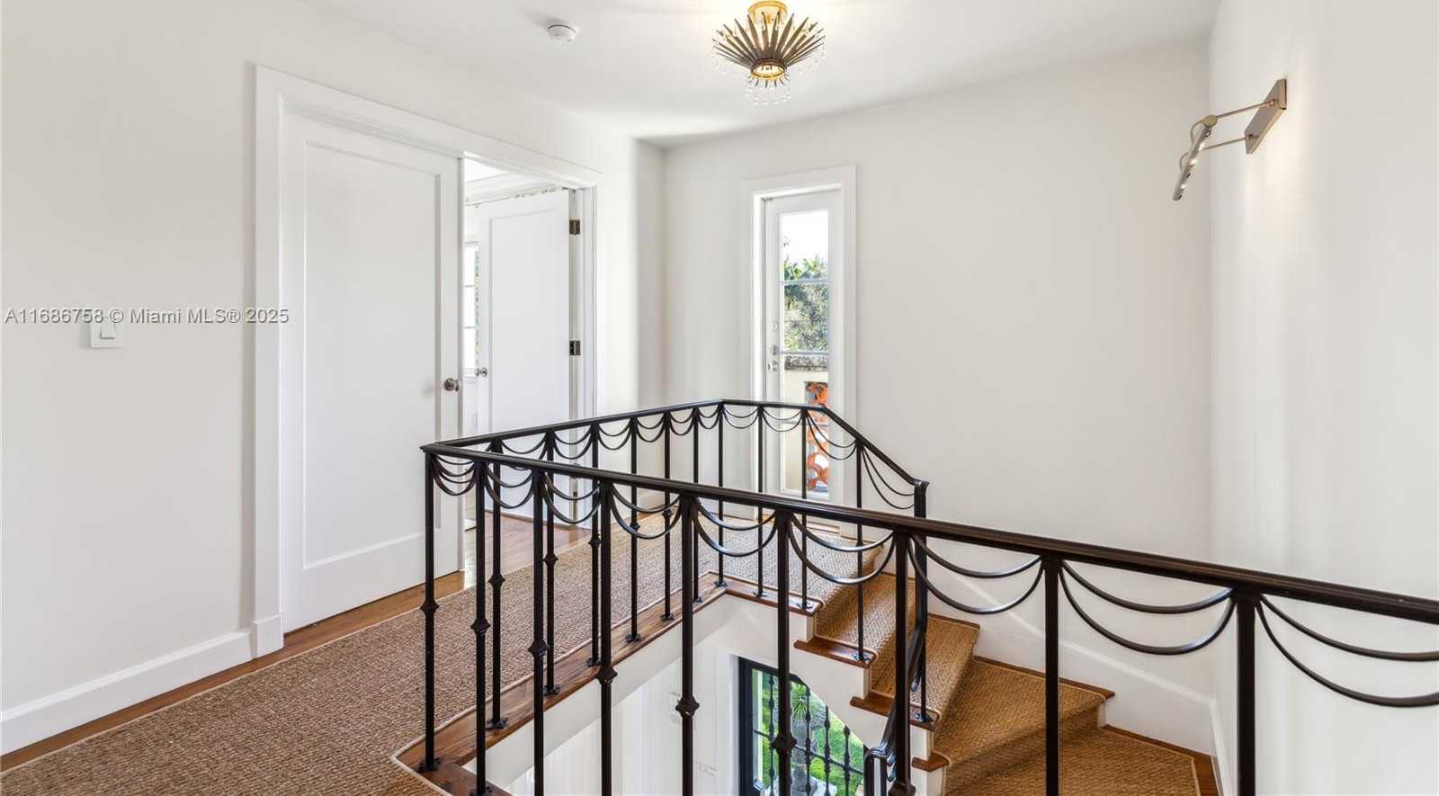 Small Image of 5711 NORTH BAY RD, Miami Beach Number 11