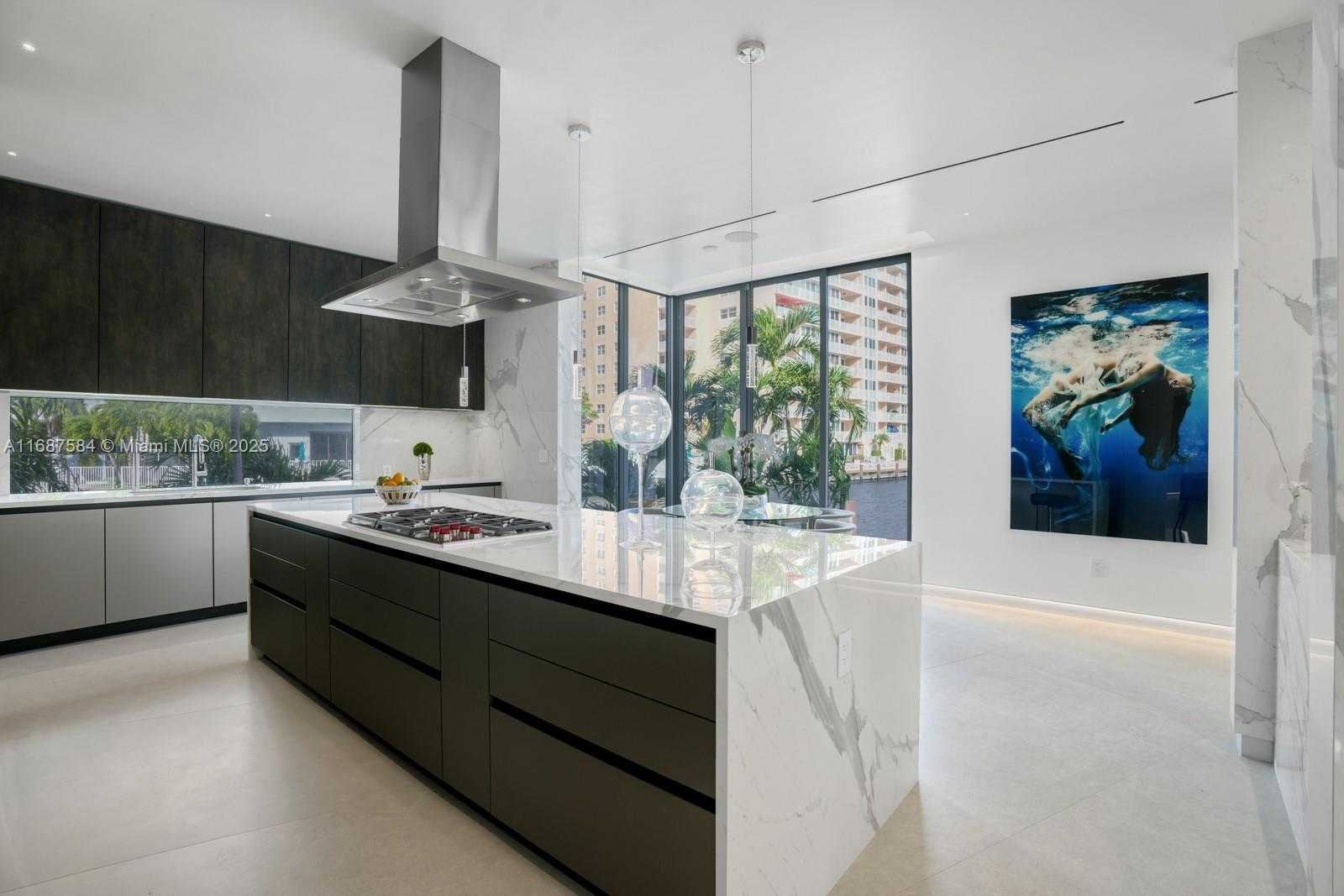 Small Image of 501 PALM DR, Hallandale Beach Number 19