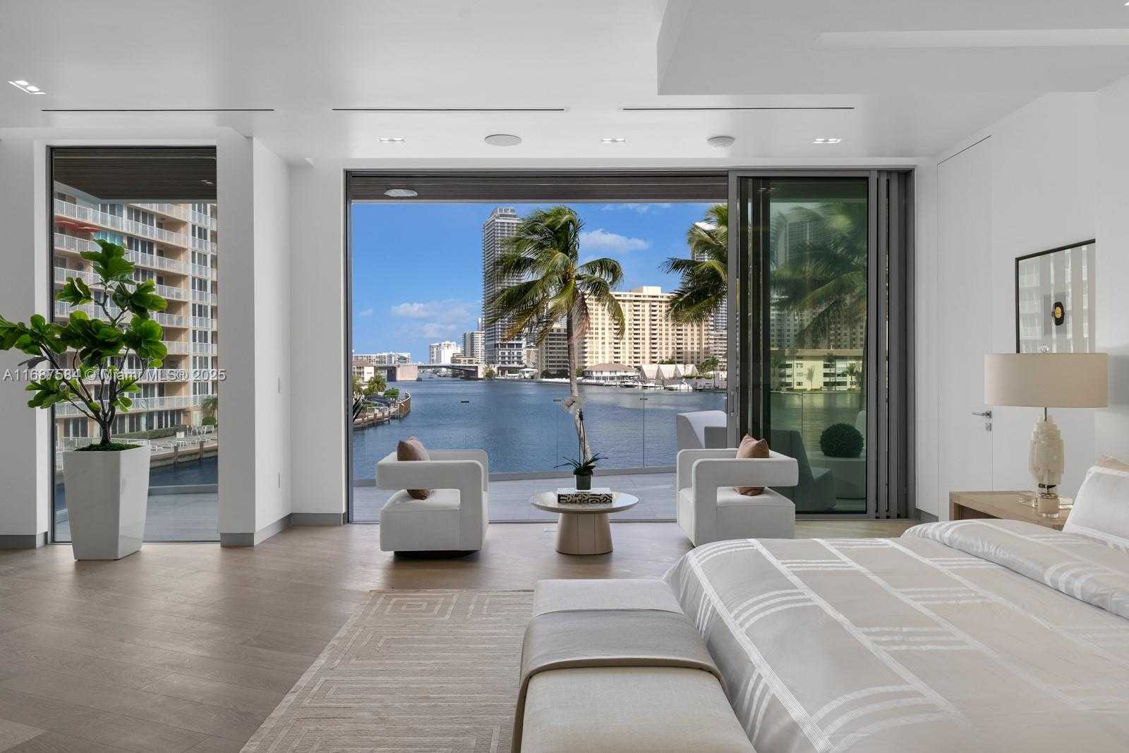 Small Image of 501 PALM DR, Hallandale Beach Number 33