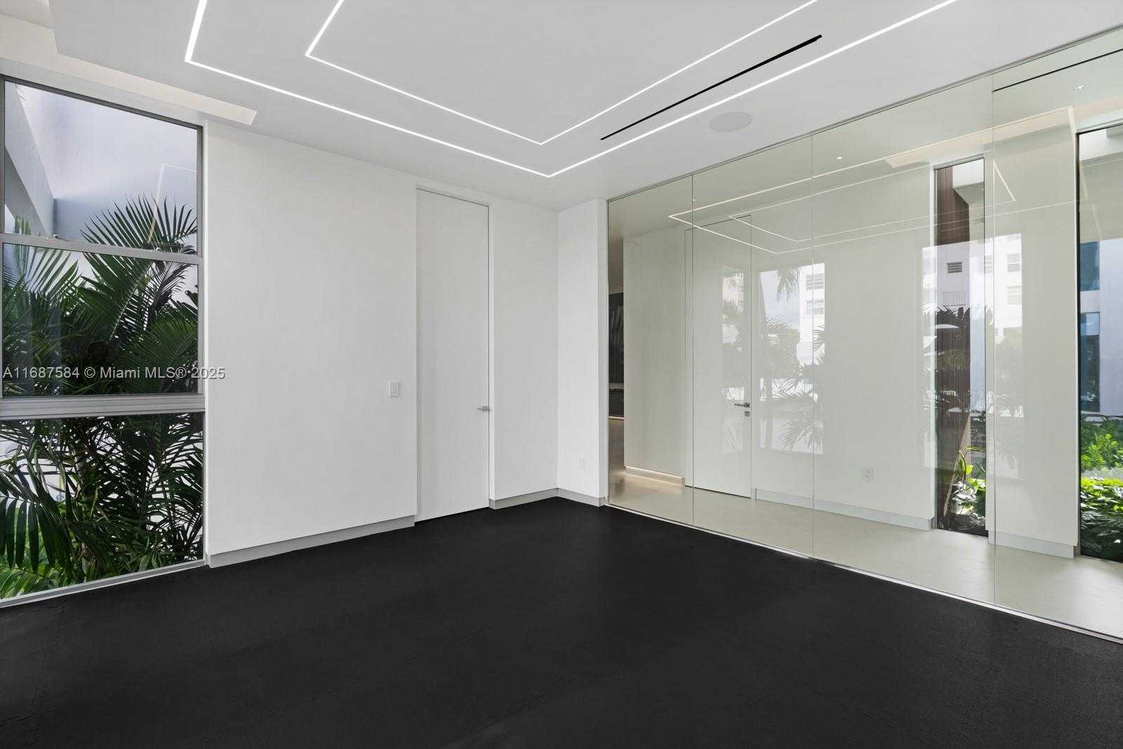 Small Image of 501 PALM DR, Hallandale Beach Number 48