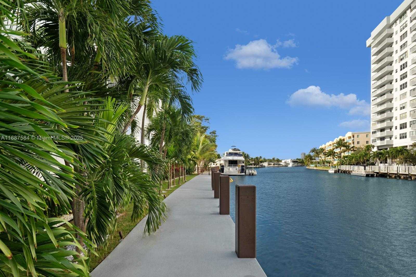 Small Image of 501 PALM DR, Hallandale Beach Number 52