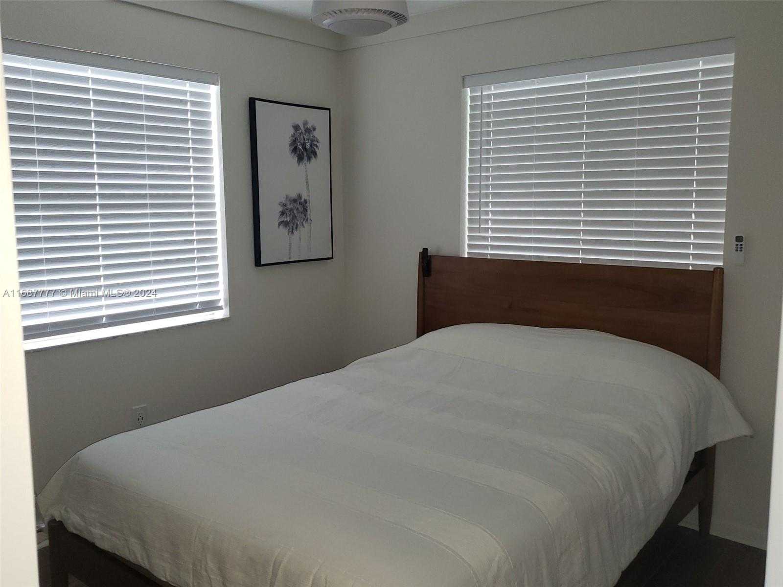 Small Image of 2111 WAYLIFE CT, Other City - In The State Of Florida Number 11