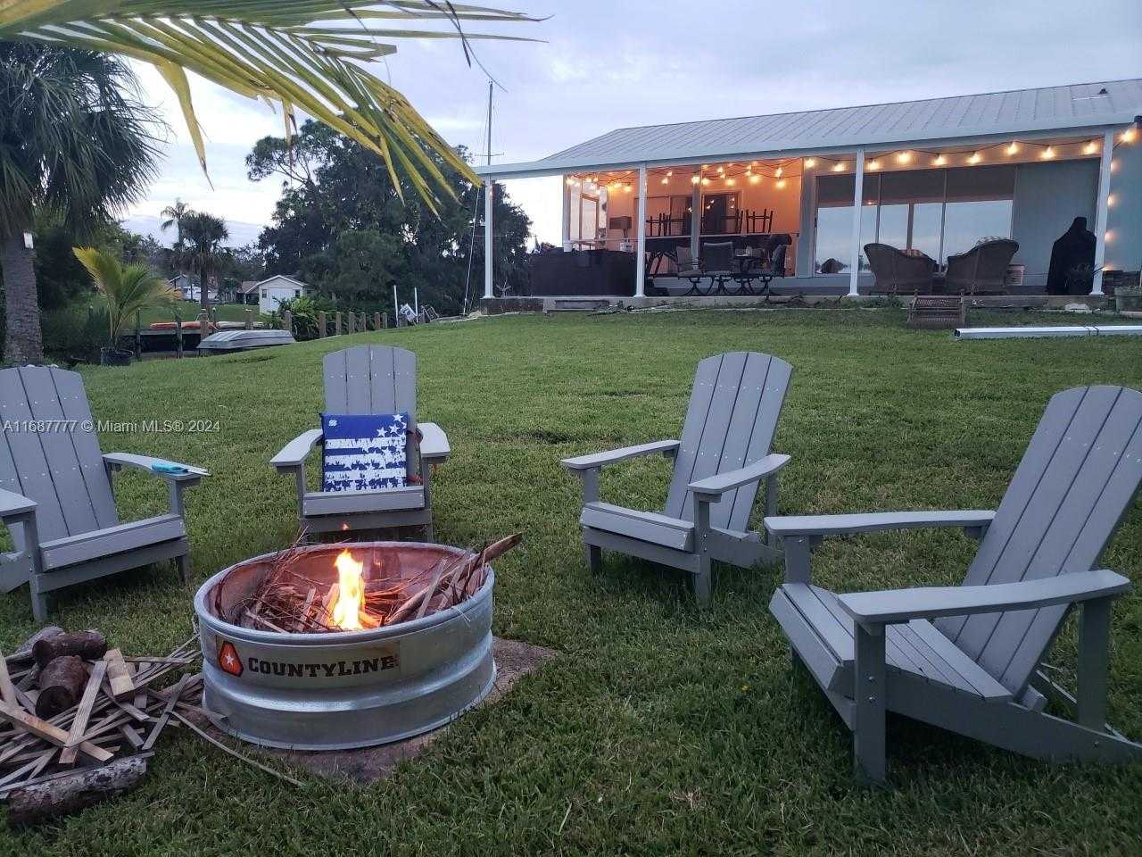 Small Image of 2111 WAYLIFE CT, Other City - In The State Of Florida Number 3