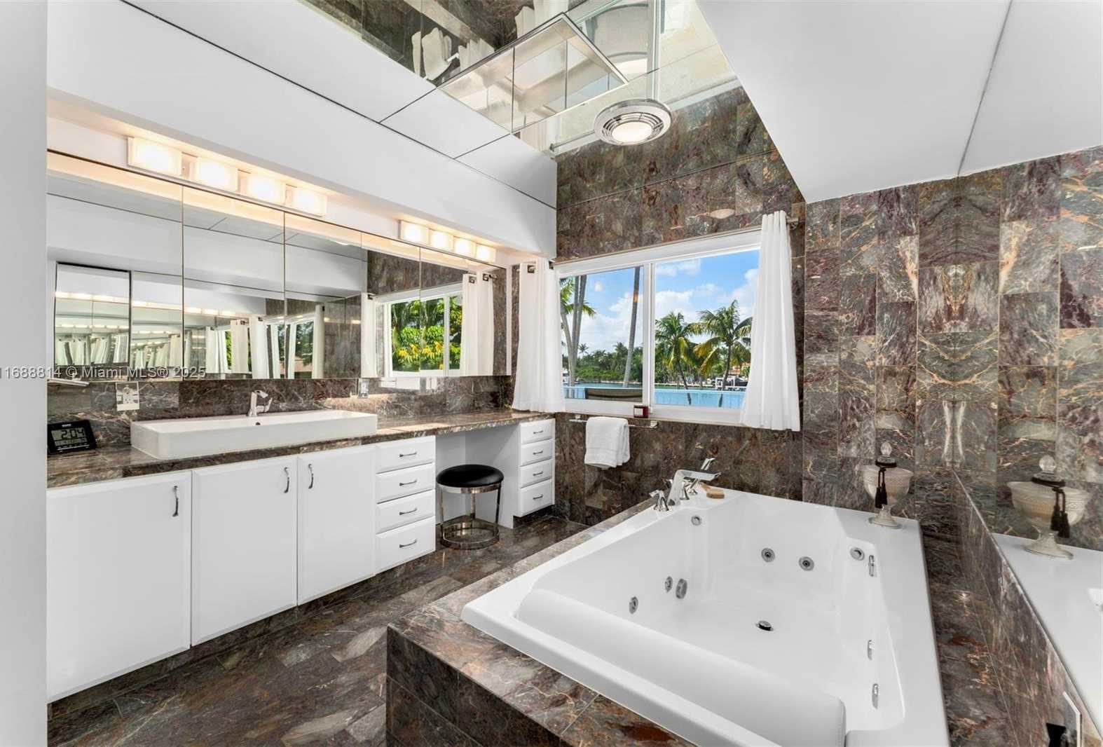 Small Image of 8900 BAY DRIVE, Surfside Number 22
