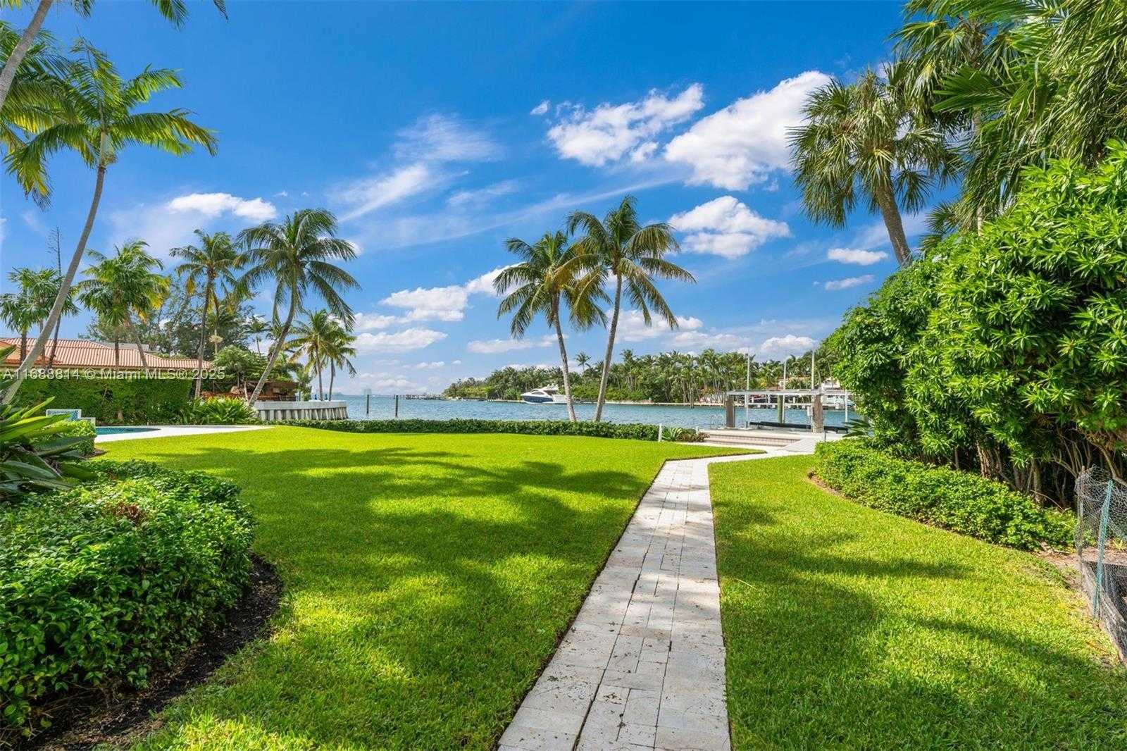 Small Image of 8900 BAY DRIVE, Surfside Number 29