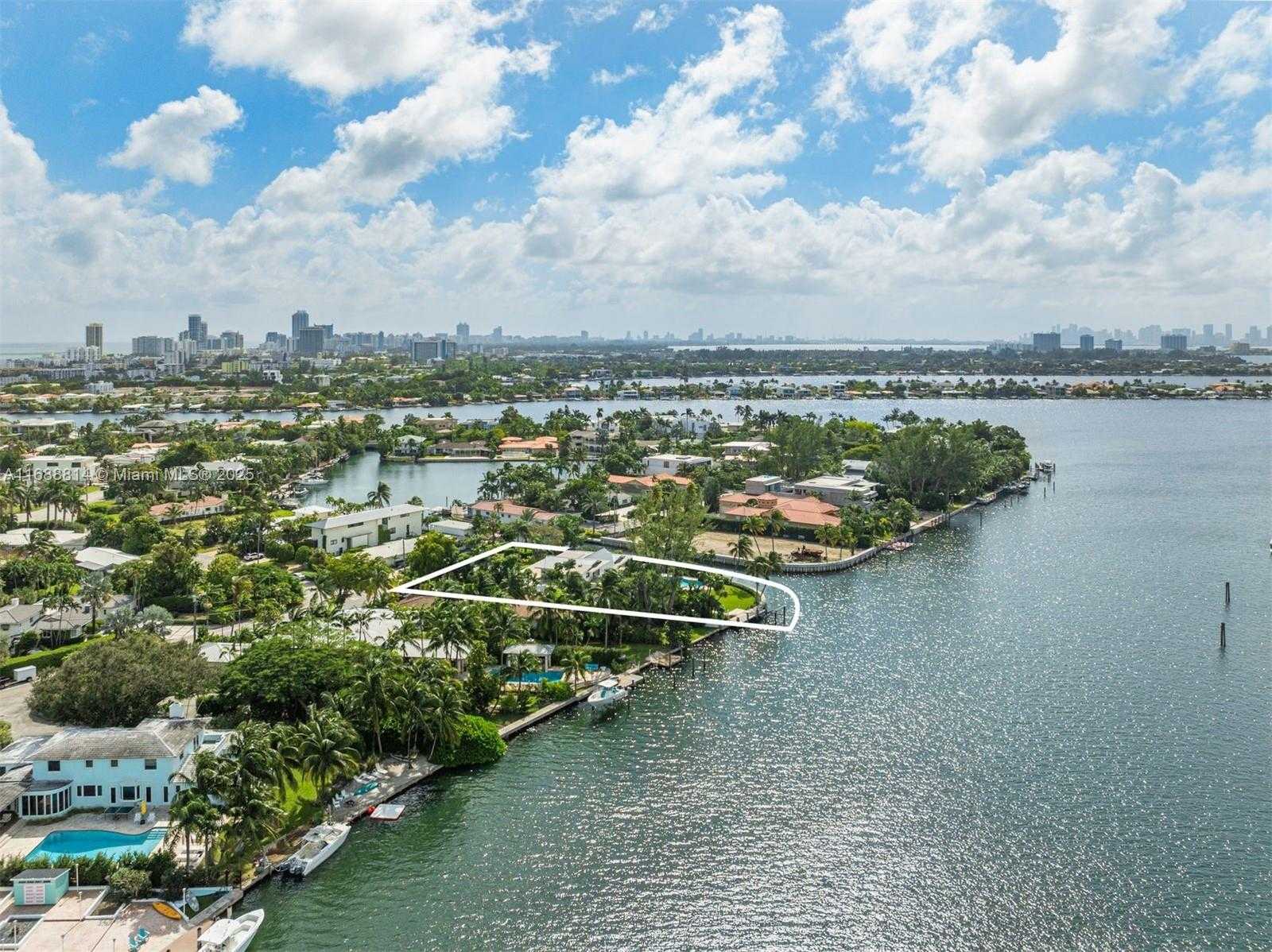 Small Image of 8900 BAY DRIVE, Surfside Number 3