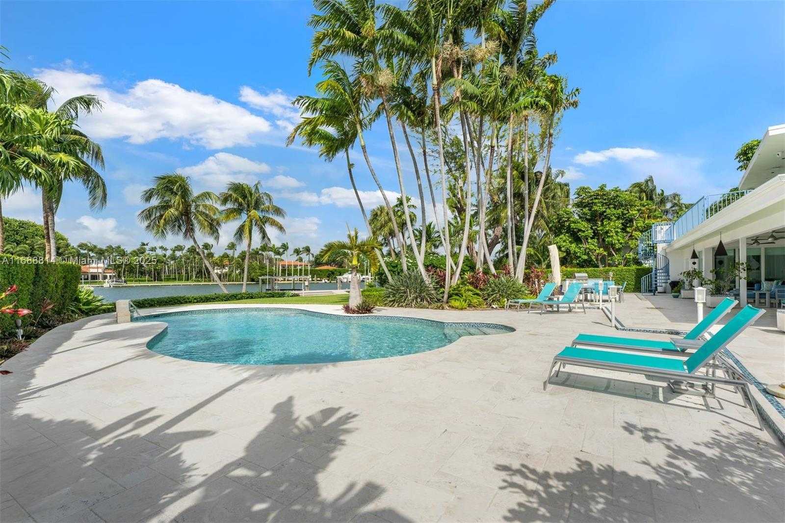Small Image of 8900 BAY DRIVE, Surfside Number 7