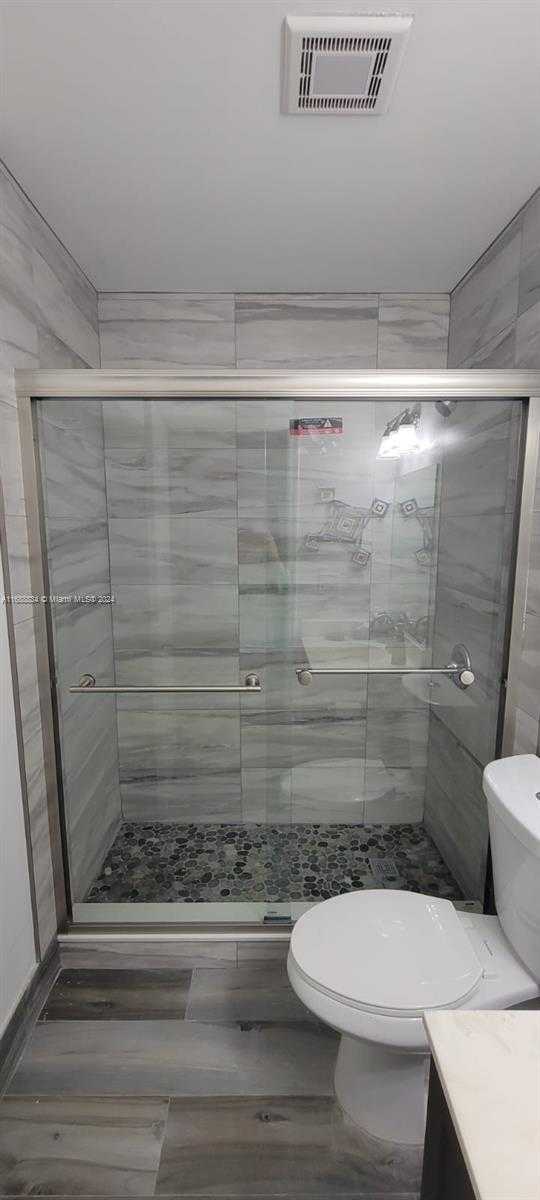 Small Image of 637 NORTH WEST 157TH LN, Pembroke Pines Number 5