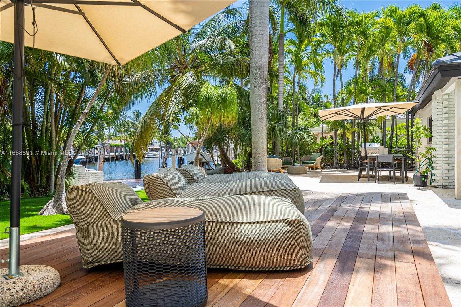 Small Image of 2500 BAYVIEW DR, Fort Lauderdale Number 85