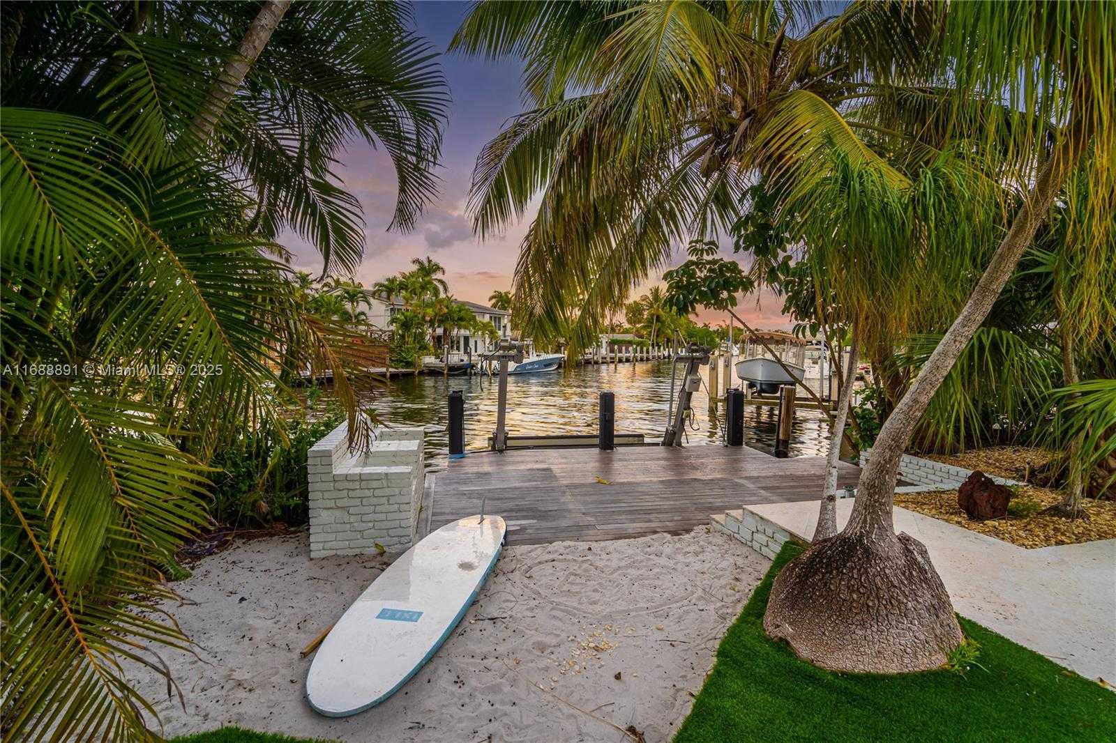 Small Image of 2500 BAYVIEW DR, Fort Lauderdale Number 91