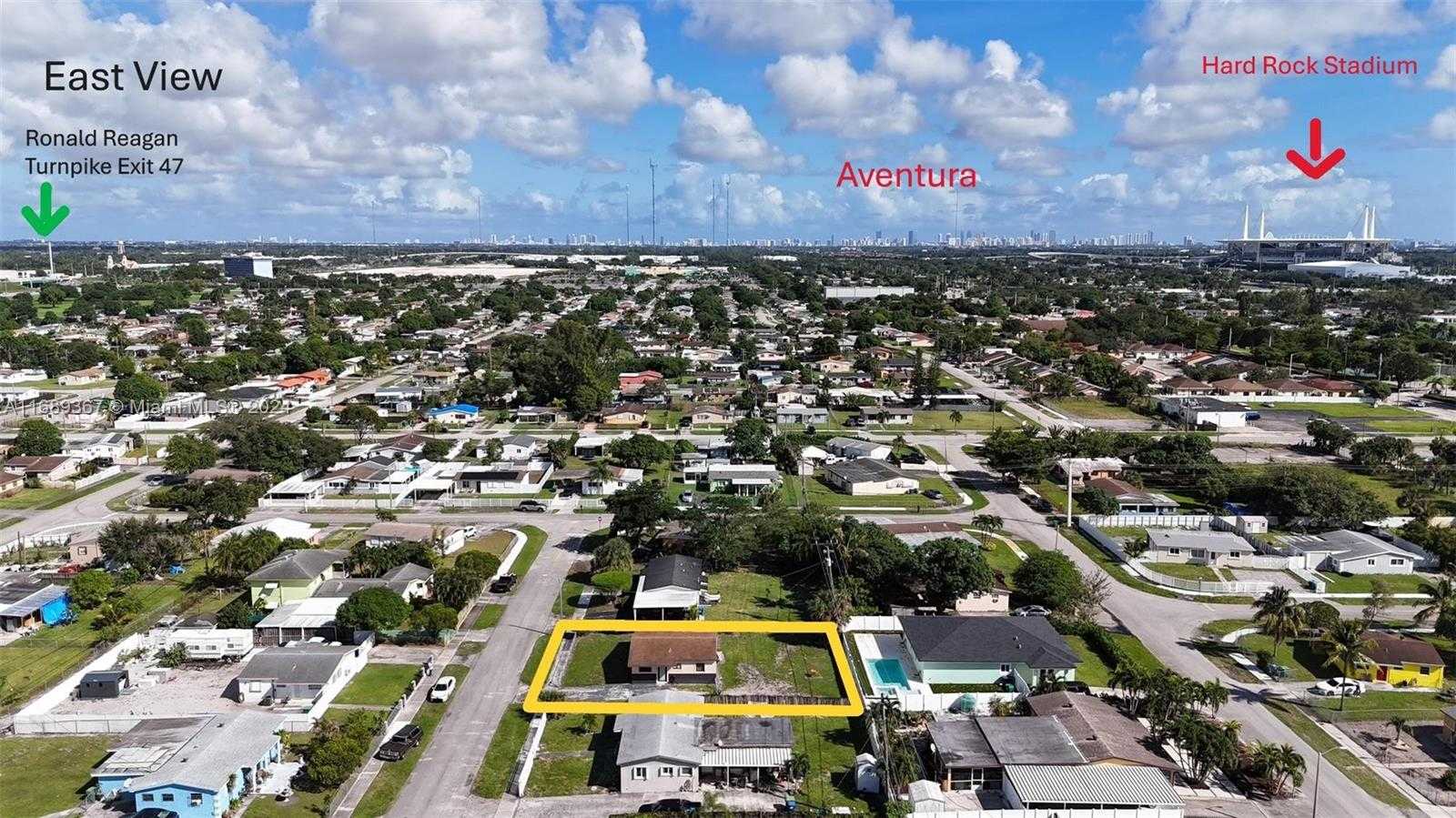 Small Image of 3260 NORTH WEST 209TH TER, Miami Gardens Number 12