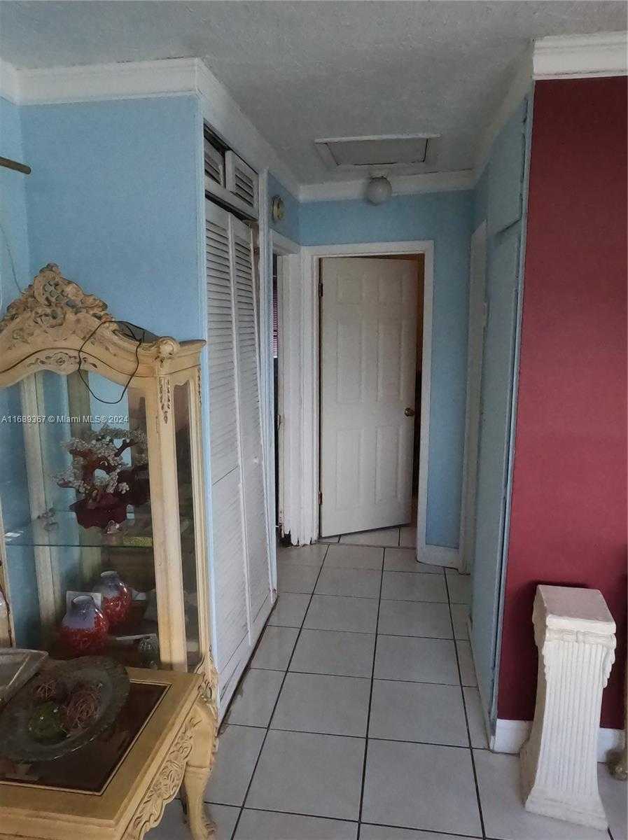 Small Image of 3260 NORTH WEST 209TH TER, Miami Gardens Number 18