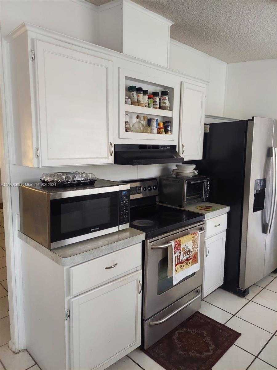 Small Image of 19800 SOUTH WEST 180 TH AVE, Miami Number 13