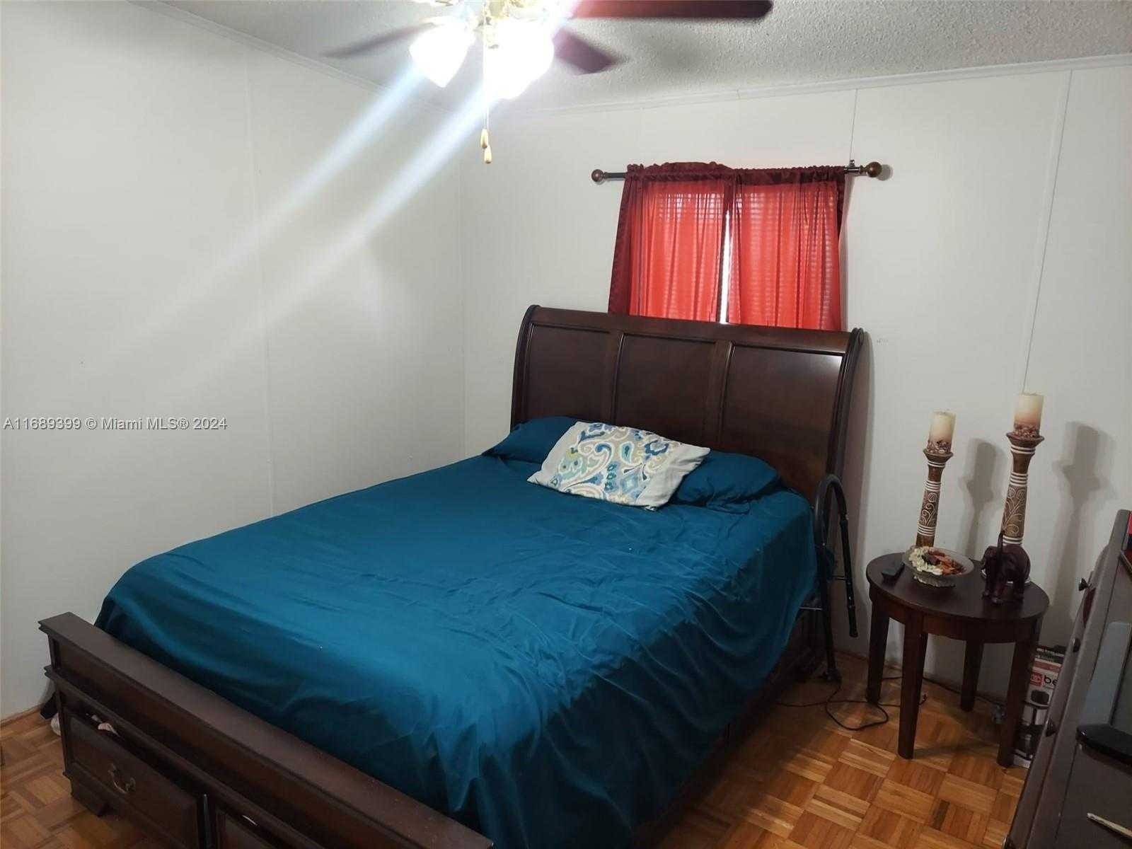 Small Image of 19800 SOUTH WEST 180 TH AVE, Miami Number 30