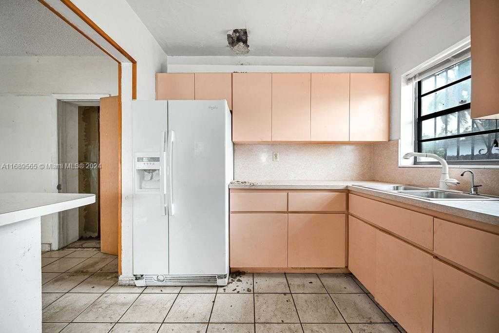Small Image of 4480 NORTH WEST 201ST ST, Miami Gardens Number 17