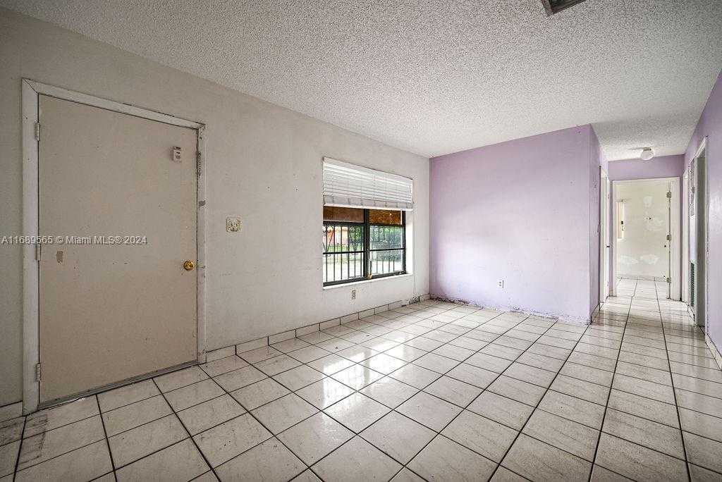 Small Image of 4480 NORTH WEST 201ST ST, Miami Gardens Number 19