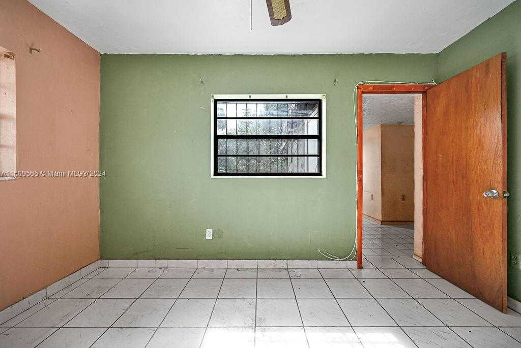 Small Image of 4480 NORTH WEST 201ST ST, Miami Gardens Number 26
