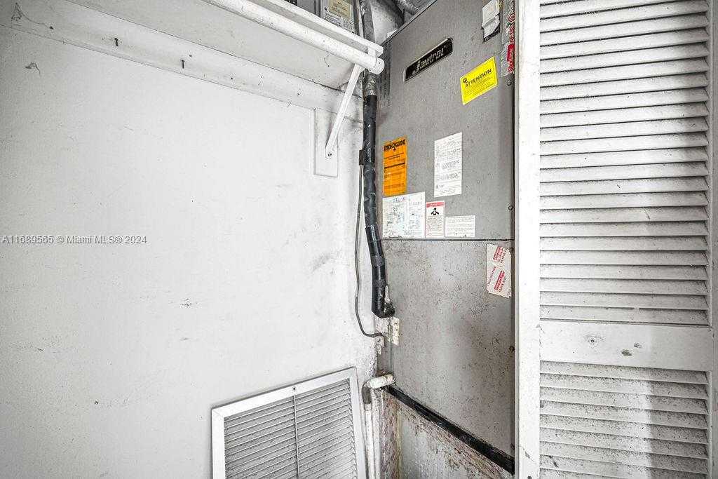 Small Image of 4480 NORTH WEST 201ST ST, Miami Gardens Number 28