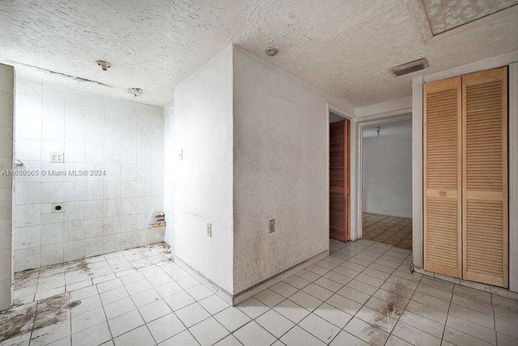 Small Image of 4480 NORTH WEST 201ST ST, Miami Gardens Number 31