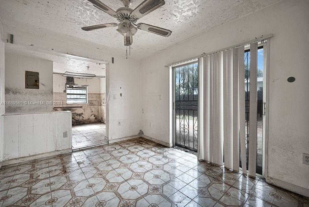 Small Image of 4480 NORTH WEST 201ST ST, Miami Gardens Number 42