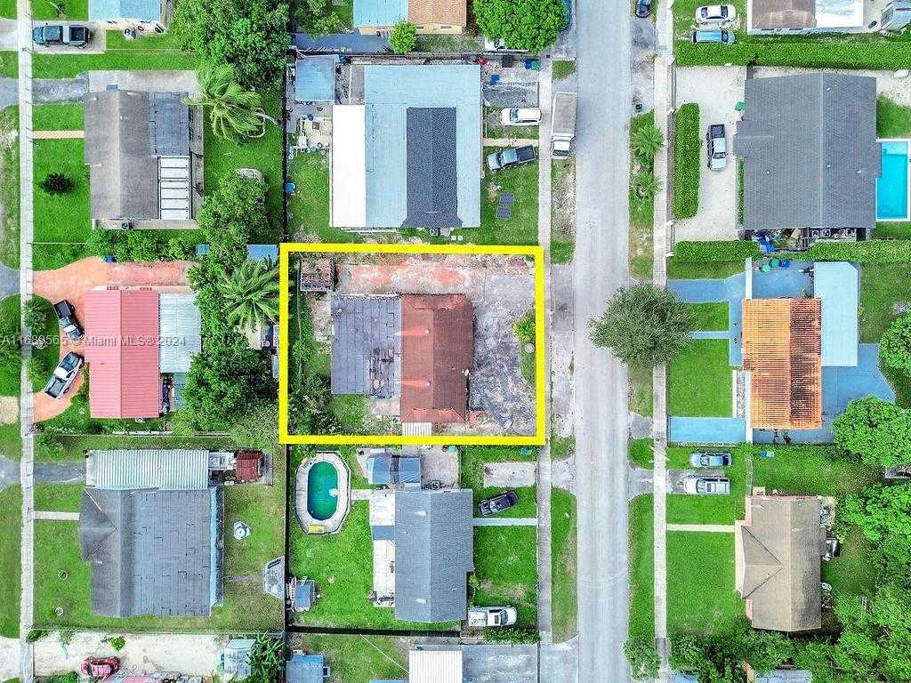 Small Image of 4480 NORTH WEST 201ST ST, Miami Gardens Number 52