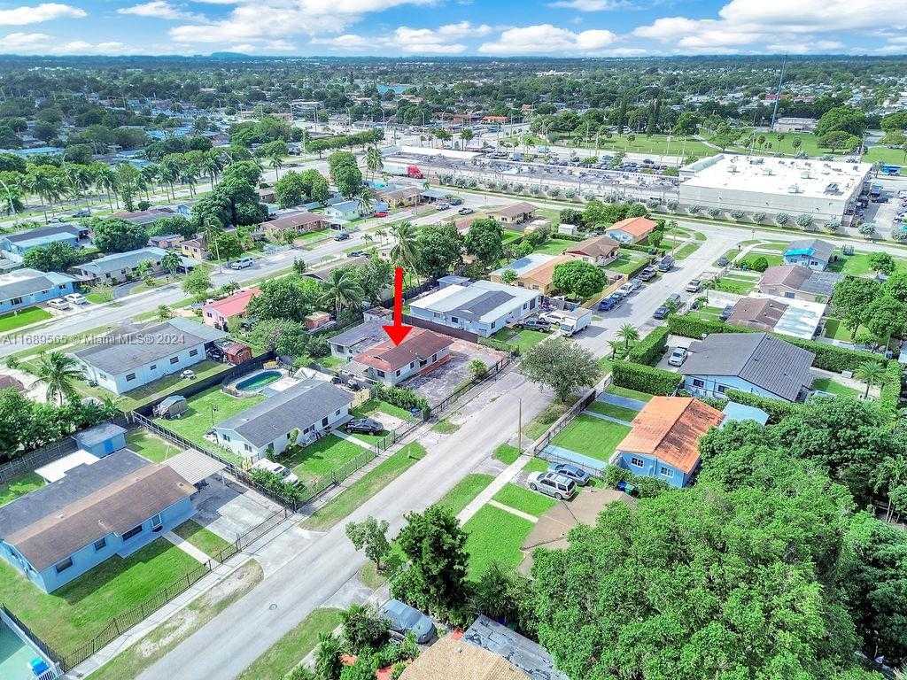 Small Image of 4480 NORTH WEST 201ST ST, Miami Gardens Number 56