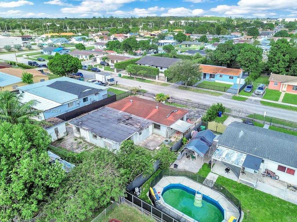 Small Image of 4480 NORTH WEST 201ST ST, Miami Gardens Number 58