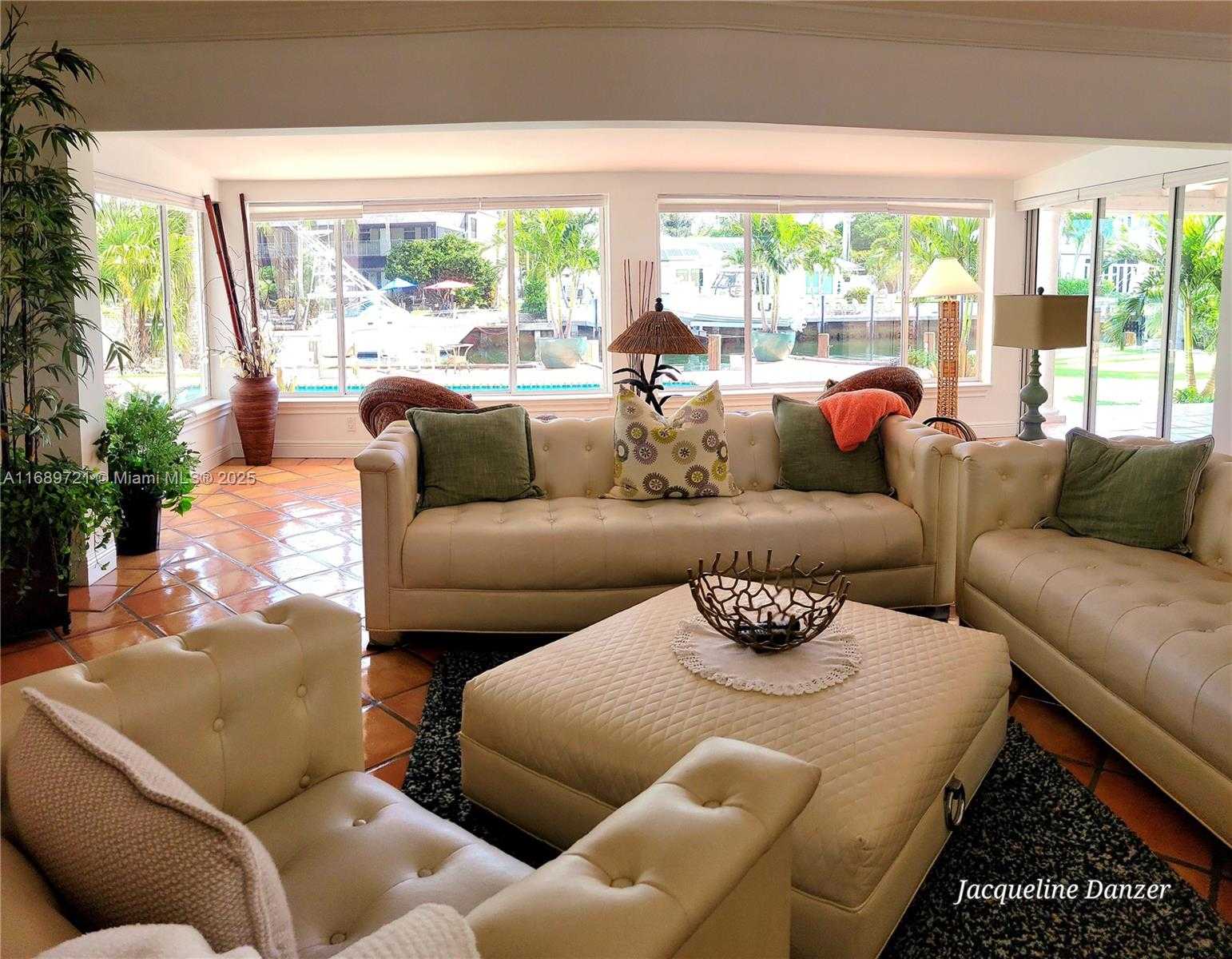Small Image of 2781 NORTH EAST 23RD CT, Pompano Beach Number 4