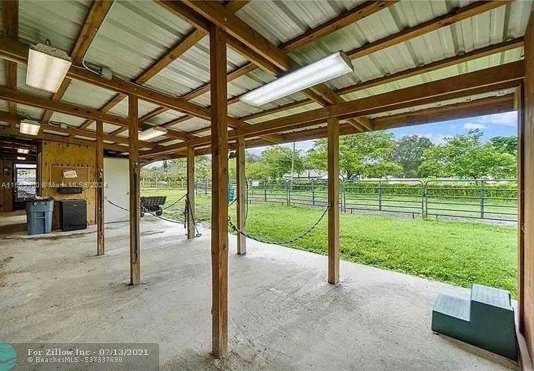 Small Image of 11090 SOUTH WEST 28TH CT, Davie Number 10