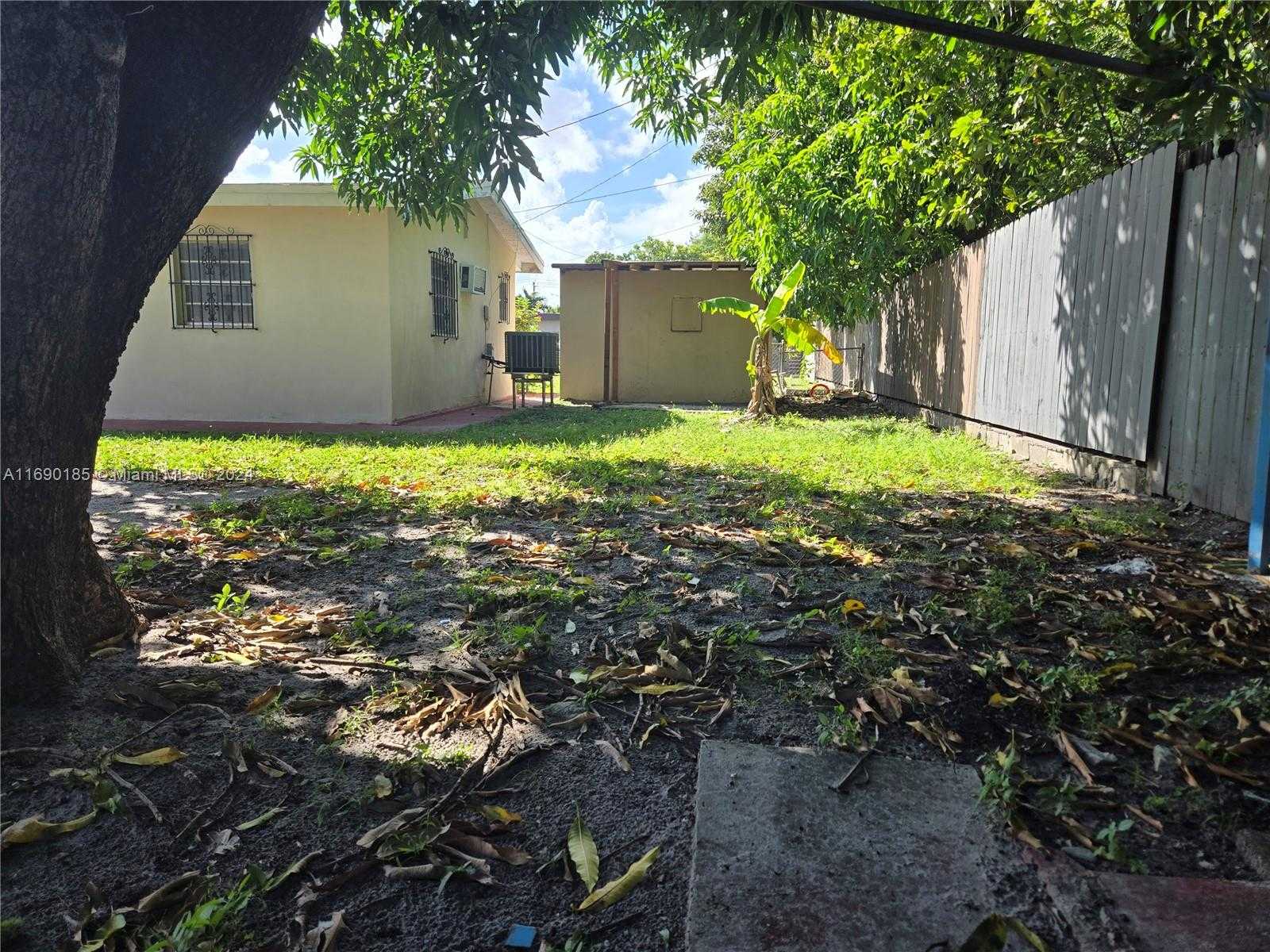 Small Image of 961 EAST 32ND ST, Hialeah Number 22