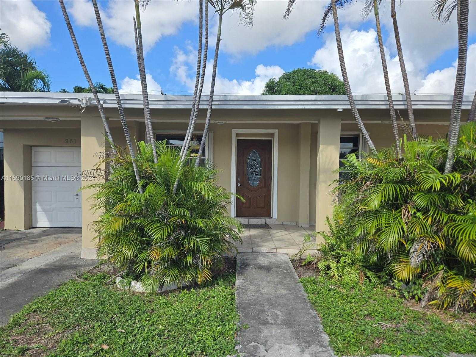 Small Image of 961 EAST 32ND ST, Hialeah Number 5