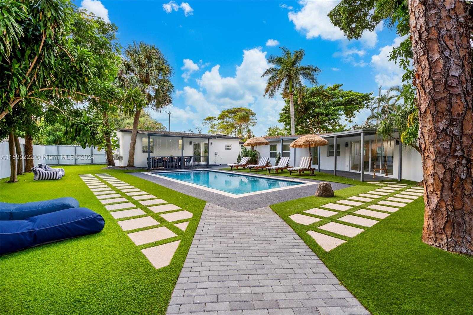 Small Image of 1899 NORTH EAST 49TH CT, Pompano Beach Number 17