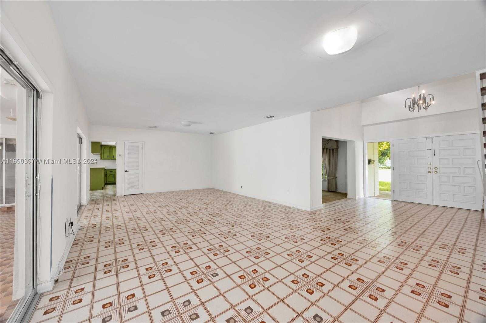 Small Image of 2700 GRANADA BLVD, Coral Gables Number 11